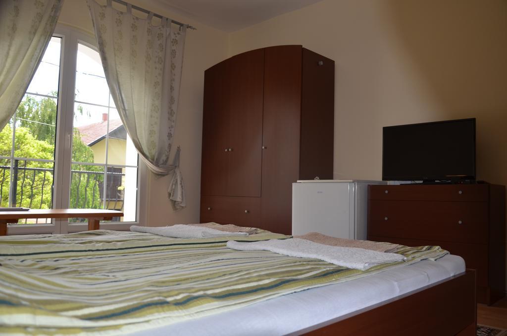 Villa Ladver Heviz Bagian luar foto